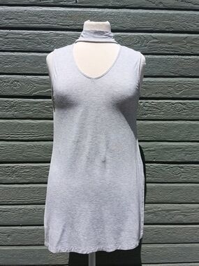 Cupio Light Gray Tunic with Choker Detail